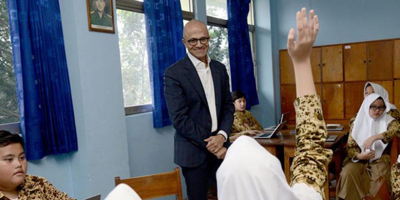 Satya Nadella ke SMP Muhammadiya Indonesia (2)