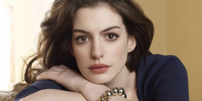 Anne Hathaway Sedang Memproduksi Grounded ke Layar Lebar