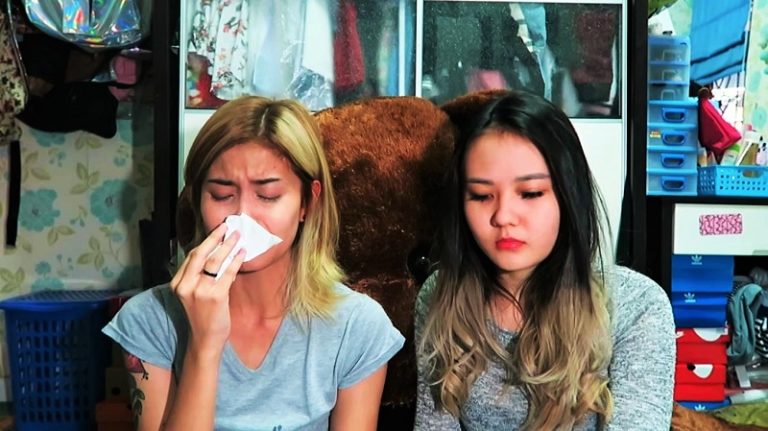 15+ Meme ‘Awkarin diputusin aja nangis’ Pasti Bikin Kamu Sedih Sambil Ketawa!