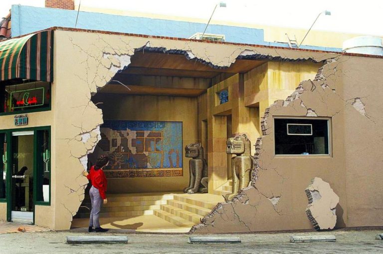 25 Foto Ini Buktikan Street Art Bukan Cuma Iseng-Isengan!