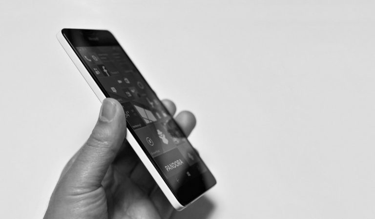 Mari Kita Sambut Surface Mobile, Perangkat Baru Penerus Microsoft Lumia