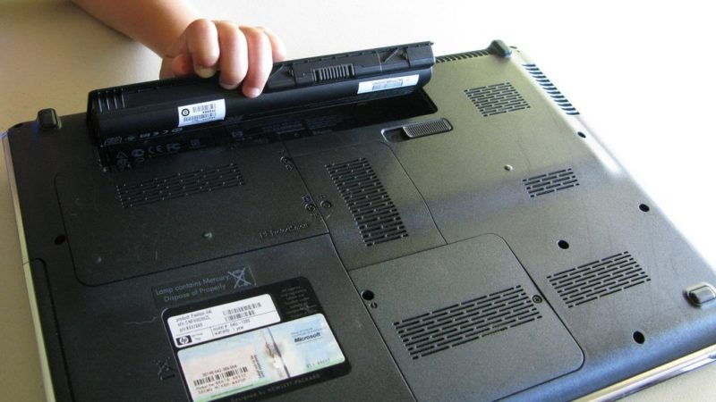 cara cek kondisi baterai laptop Windows 10