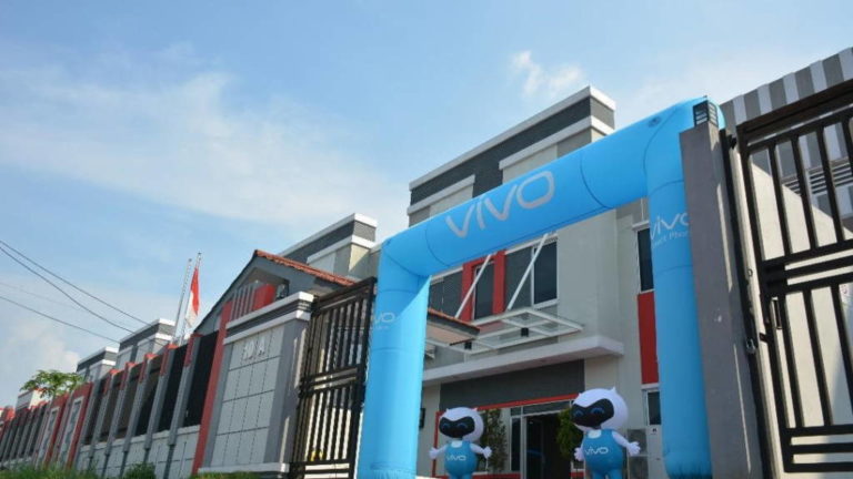 Begini Proses Rakit Smartphone Vivo di Indonesia