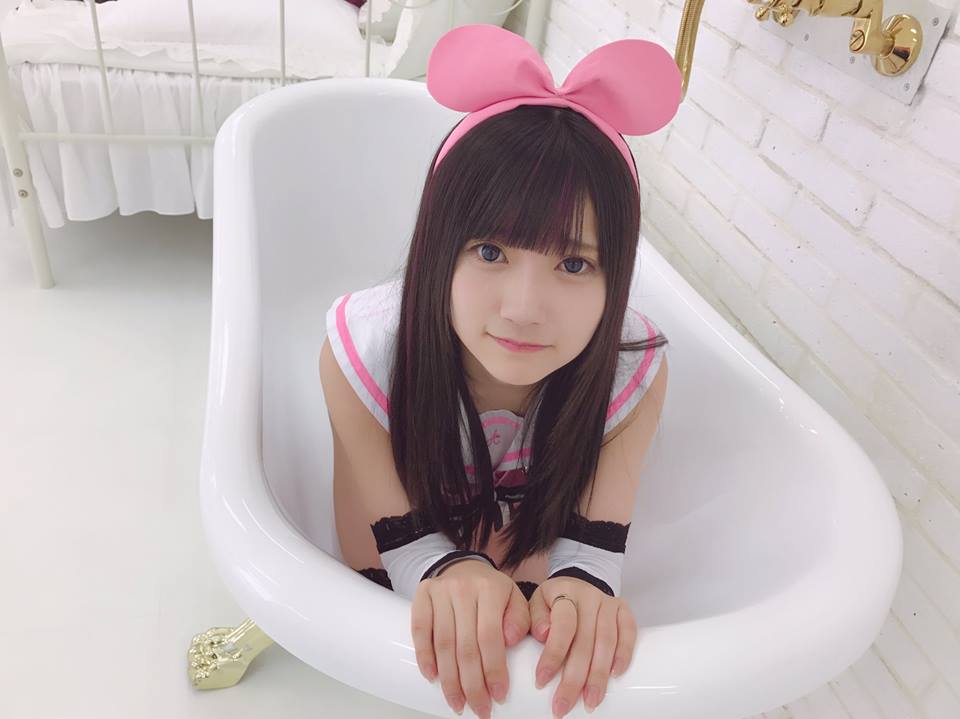 Idol Cantik Yamada Marina, Bercosplayer Menjadi Kizuna Ai ! 2