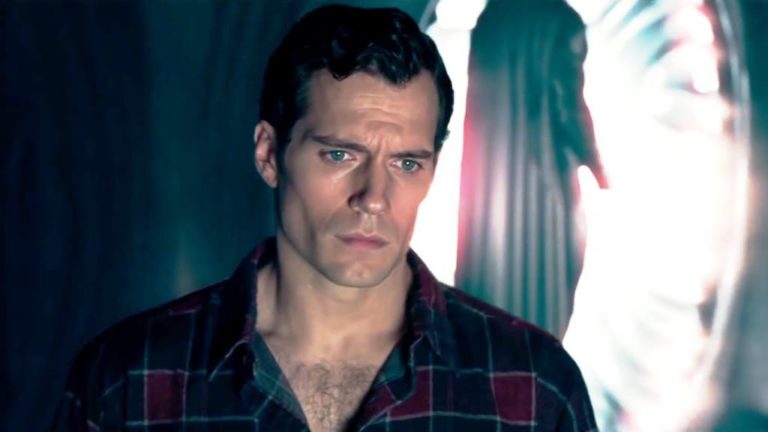 Deleted Scene Justice League Akhirnya Tunjukkan Black Suit Milik Superman