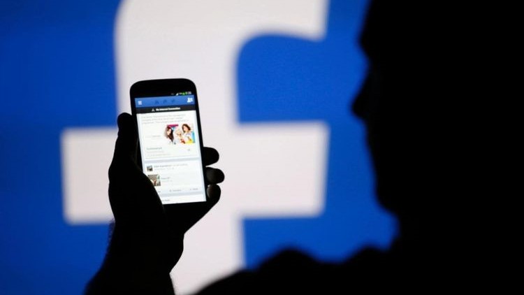 Facebook Hilang Saham