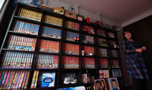 seorang ibu mengumpulkan majalan shonen jump selama 7 tahun