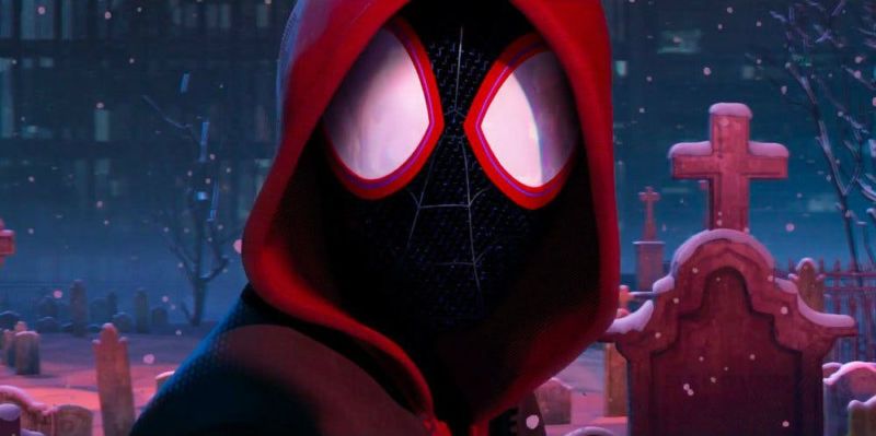 Film Spiderman Into Spider Verse