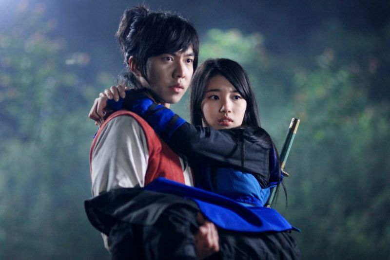 20 Rekomendasi Drama Korea Fantasy Terbaik, Dijamin Bikin Kalian Suka Banget! Gu Family Book