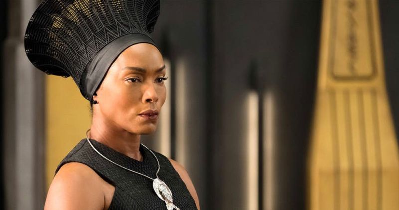 Angela Bassett Black Panther