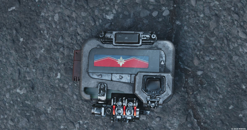 nick fury menghubungi captain marvel