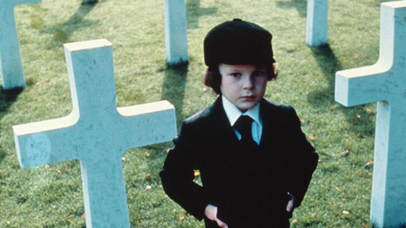 rekomendasi film horor terbaik - the omen