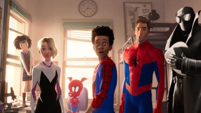 Spider-Man: Into the Spider-Verse Dapatkan Sekuel dan Spinoff Karakter Wanita 12 Spider-Man: Into the Spider-Verse Dapatkan Sekuel dan Spinoff Karakter Wanita
