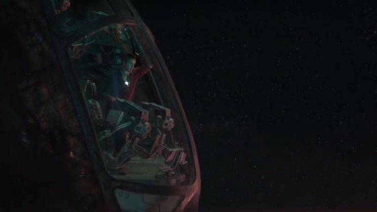 Trailer Avengers: Endgame, Tony Stark Terjebak di Luar Angkasa