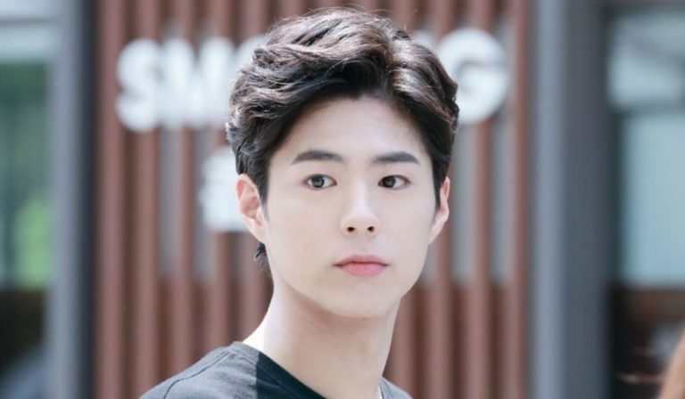 Park Bo Gum Akan Gelar Fan Meeting di Indonesia Bulan Maret Mendatang!