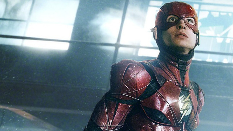 Naskah The Flash yang Ditulis Ezra Miller Akan Tentukan Masa Depannya di DCEU