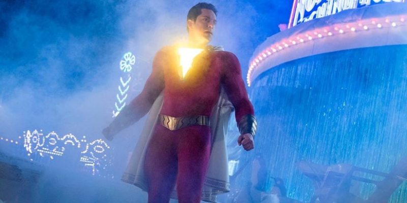 Shazam Terbang Seperti Superman