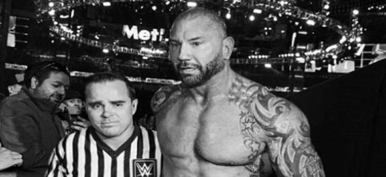 Dave Bautista Resmi Umumkan Pensiun dari WWE