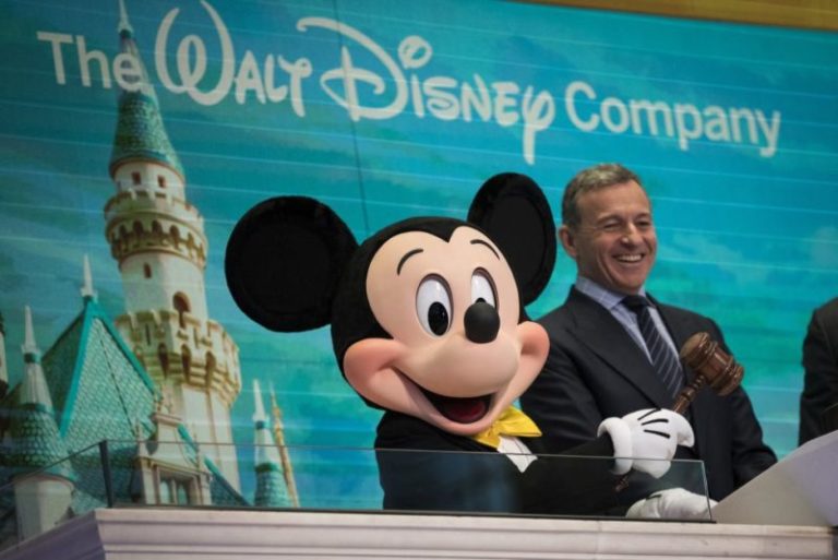 CEO Disney Bob Iger Mundur dari Jabatannya pada Tahun 2021