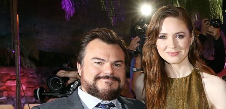 Jumanji 2 Karen Gillan Dan Jack Black