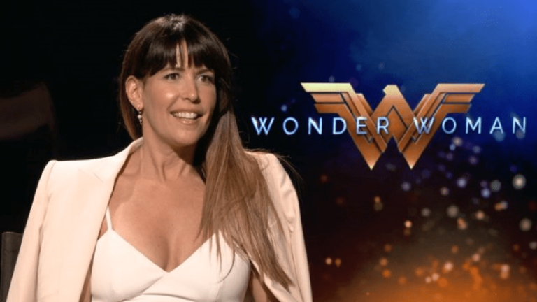 Patty Jenkins Jelaskan Mengapa Sekuel Wonder Woman Berlatar Belakang Tahun 1984