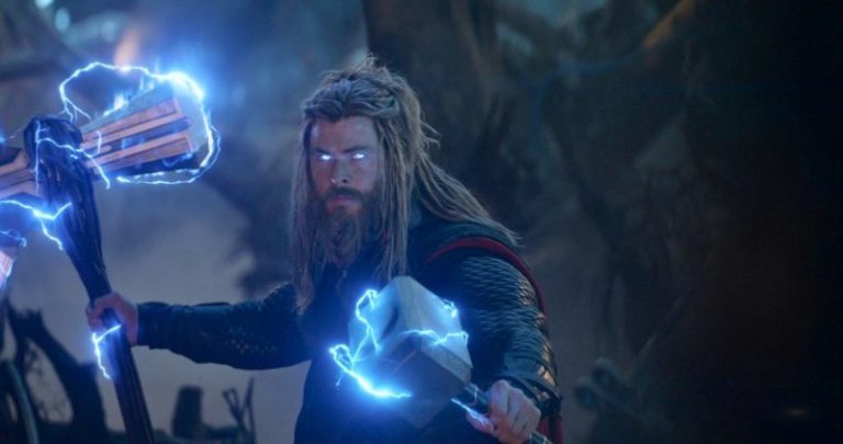 Mengapa Thor Masih Menggunakan Mjolnir di Love and Thunder? 10 Mengapa Thor Masih Menggunakan Mjolnir di Love and Thunder?
