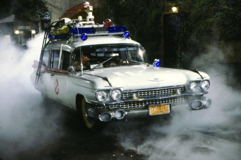 Foto dan Video Lokasi Syuting Ghostbusters Perlihatkan Upgrade Baru Untuk Mobil Ecto-1 10 Foto dan Video Lokasi Syuting Ghostbusters Perlihatkan Upgrade Baru Untuk Mobil Ecto-1