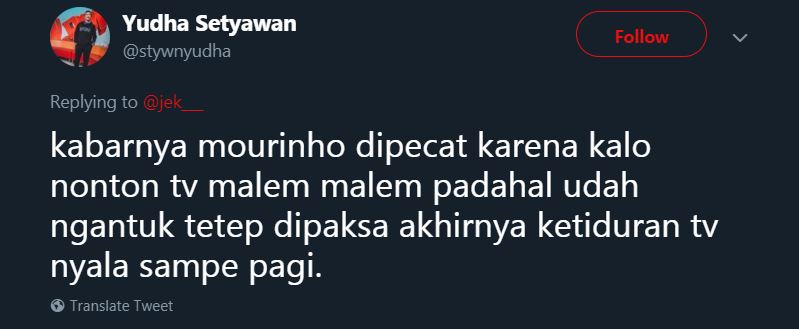 10 Cuitan Lucu 'Alasan Mourinho Dipecat' Ini Bikin Ngakak Tapi Nyesek! 10