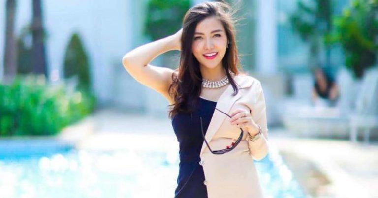Cantik Dan Kaya, 4 Artis Ini Rela Jadi Istri Kedua