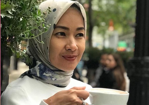 Cantik Pake Banget, Inilah 5 Suku Penghasil Wanita Tercantik Di Indonesia! Suku Betawi
