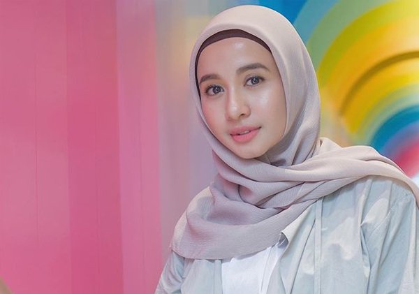 Cantik Pake Banget, Inilah 5 Suku Penghasil Wanita Tercantik Di Indonesia! Suku Sunda