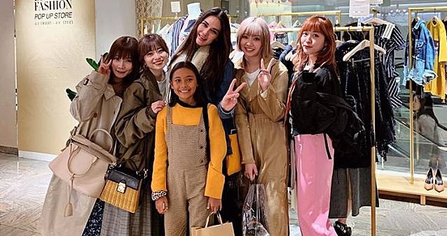 Dulunya Sedih, Ini 5 Foto Keceriaan Luna Maya Di Jepang Dafunda Otaku