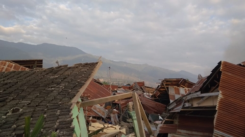 Hancur Berantakan, Inilah 15 Potret Memilukan Kerusakan Jalanan Dan Bangunan Di Palu Donggala! Pemukiman