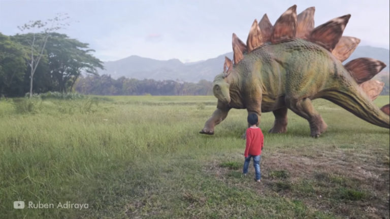 Keren, Skill Edit Seorang Ayah Ini Mampu Membuat Anaknya Berada di Jaman Dinosaurus!