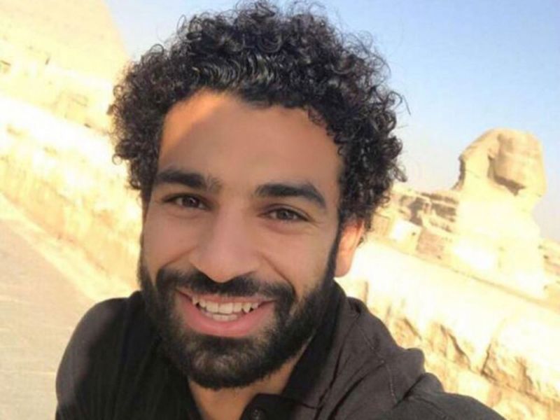 Inilah 8 Pesona Mohamed Salah Yang Harus Kalian Ketahui, Sempatkan Baca Alquran Sebelum Bertanding Loh! Tak Cuma Dilapangan, Tetapi Dimanapun