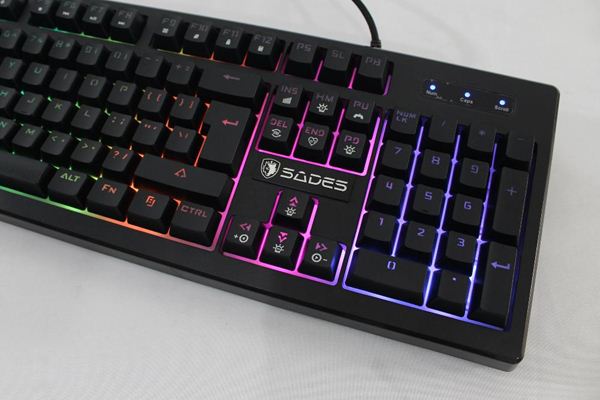 Keyboard Gaming Termurah 8