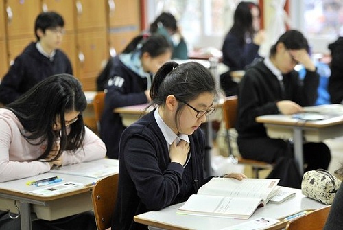 Mending Di Indonesia, Inilah 5 Fakta Mengerikan Sistem Pendidikan Korea, Bisa Bikin Siswa Bunuh Diri! Waktu Di Sekolah