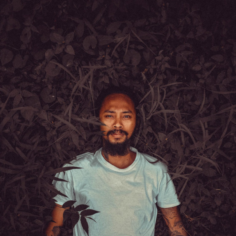 Oneding Lepas Single “Ciptaan Manusia Runtuh Ciptaan Tuhan Tumbuh” di Momen 4/20 6 Oneding Lepas Single “Ciptaan Manusia Runtuh Ciptaan Tuhan Tumbuh” di Momen 4/20