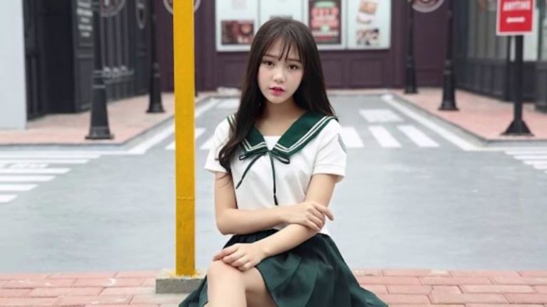 Ponselnya Disita, Siswi Ini Ancam Gurunya Mau Bunuh Diri dari Lantai 7 Jika Tidak Dikembalikan!