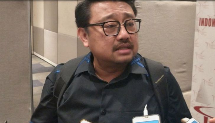 Rachland Nasidik 1