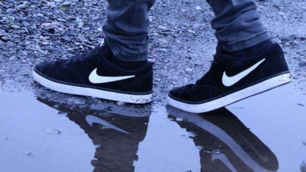 Sepatu 2
