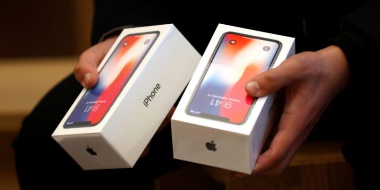 Rata-rata Orang Indonesia Butuh Lebih Dari 1000 Jam Kerja Untuk Beli iPhone Versi Terbaru, Kamu Butuh Berapa Jam? 12 Rata-rata Orang Indonesia Butuh Lebih Dari 1000 Jam Kerja Untuk Beli iPhone Versi Terbaru, Kamu Butuh Berapa Jam?