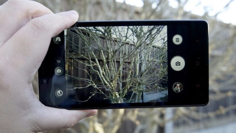 Xiaomi Rela Tinggalkan Sony Demi Samsung 9 Xiaomi Rela Tinggalkan Sony Demi Samsung