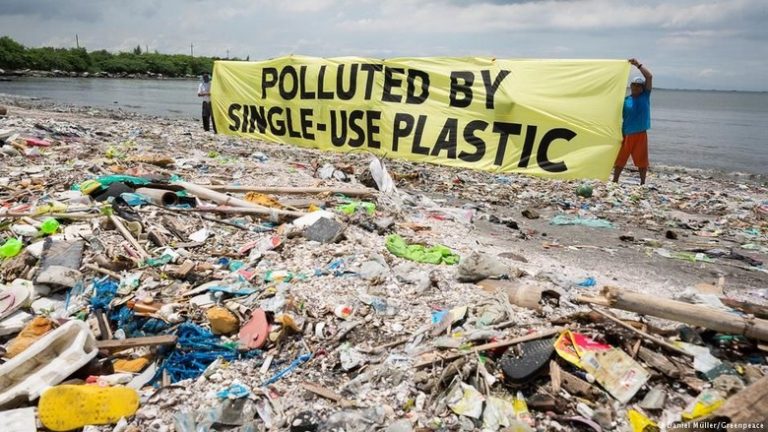 Larangan Plastik Sekali Pakai