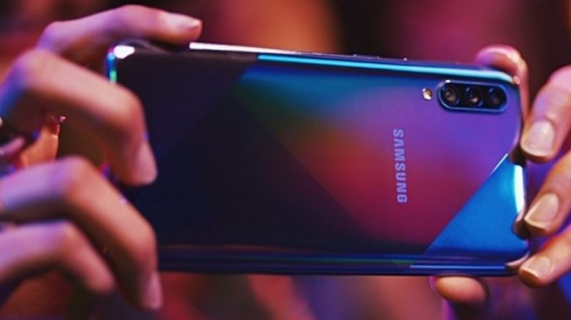 Samsung Galaxy A70s