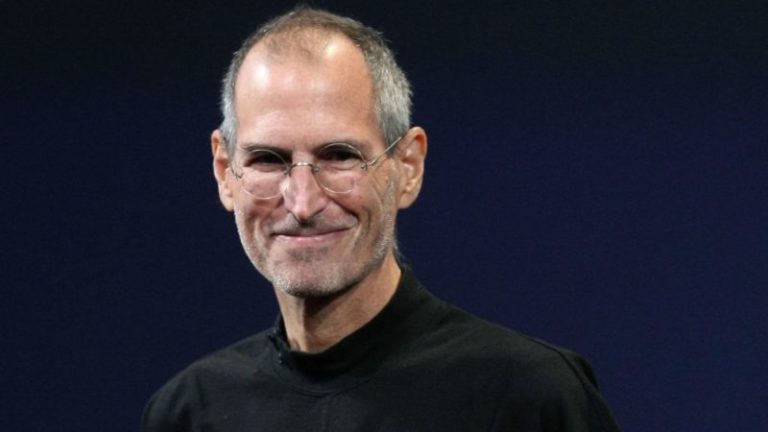 Foto Misterius Muncul, Steve Jobs Masih Hidup?