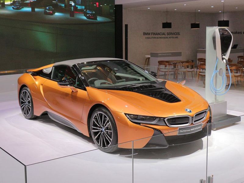 Video Bmw I8 Roadster 1