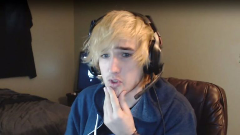 Menurut Data Xqc Telah Memainkan Lebih 300 Game Dalam Setahun