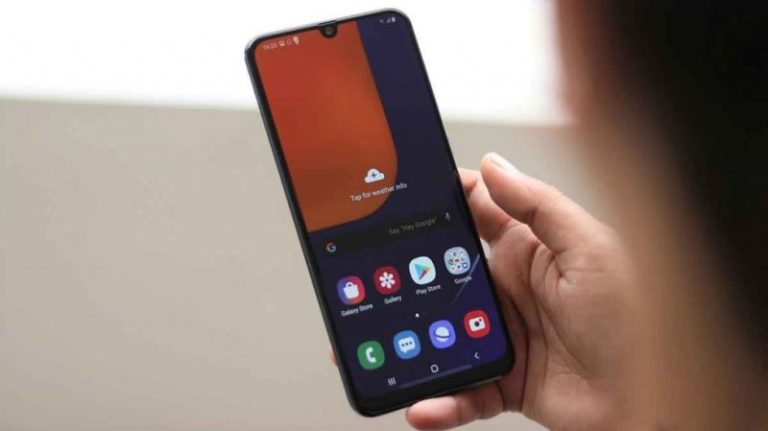 Cara Mematikan HP Samsung yang Menggunakan Baterai Tanam Ketika Hang!