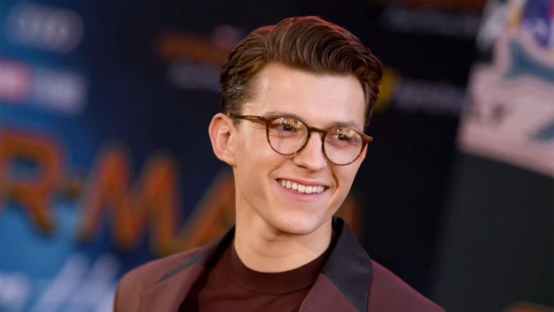 Tom Holland Tanggapan Back To The Future